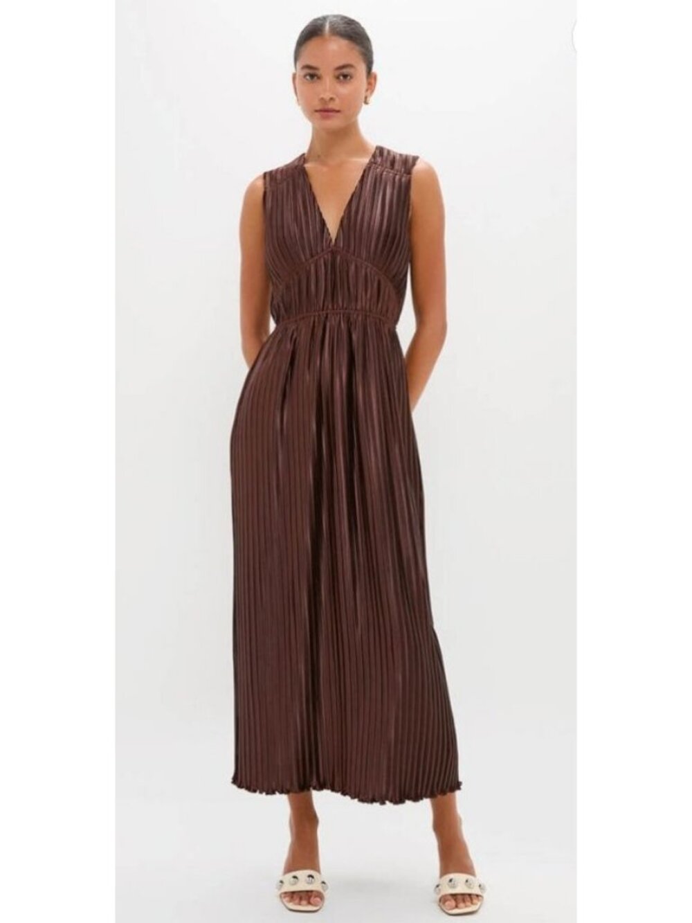 English Factory Brown Pleated Chloe Maxi Dress Women's Size Large NWT!